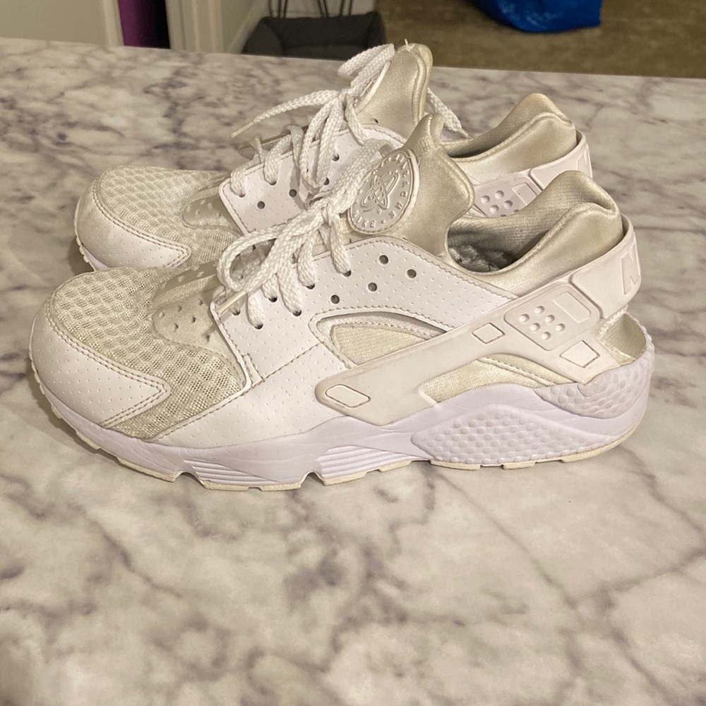 Nike Huarache ‘All White’